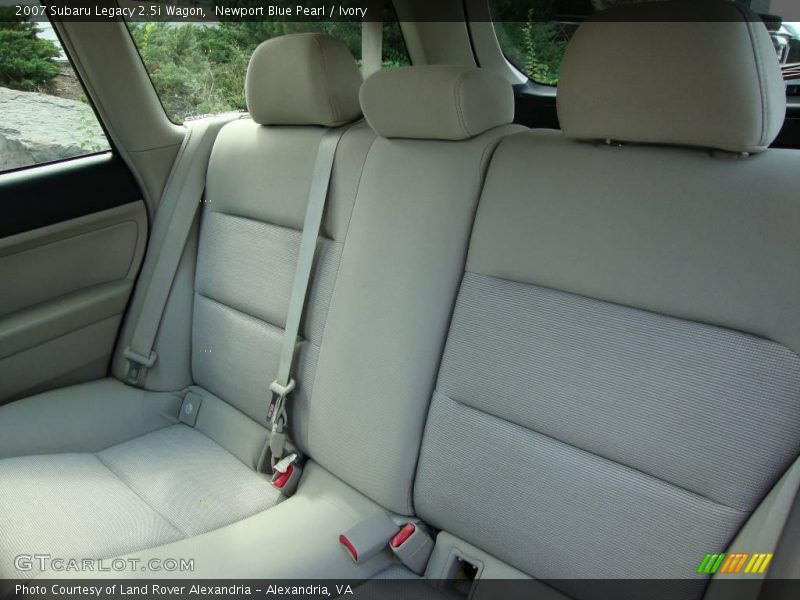 Newport Blue Pearl / Ivory 2007 Subaru Legacy 2.5i Wagon