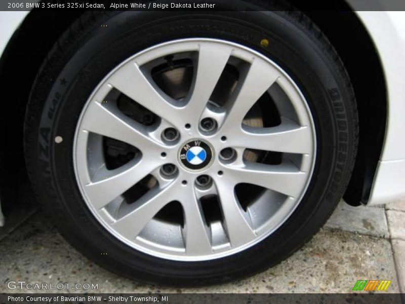 Alpine White / Beige Dakota Leather 2006 BMW 3 Series 325xi Sedan