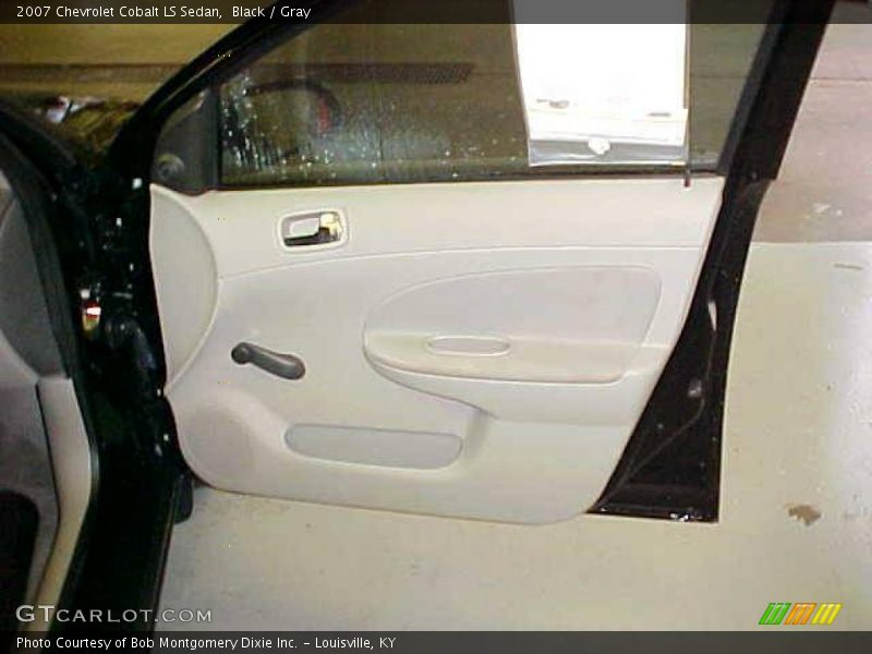 Black / Gray 2007 Chevrolet Cobalt LS Sedan