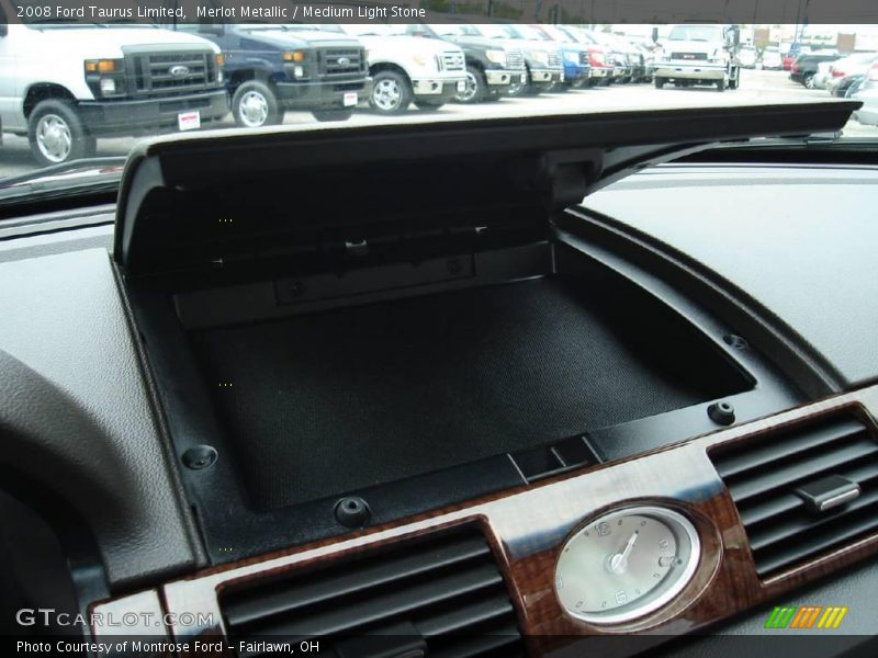 Merlot Metallic / Medium Light Stone 2008 Ford Taurus Limited