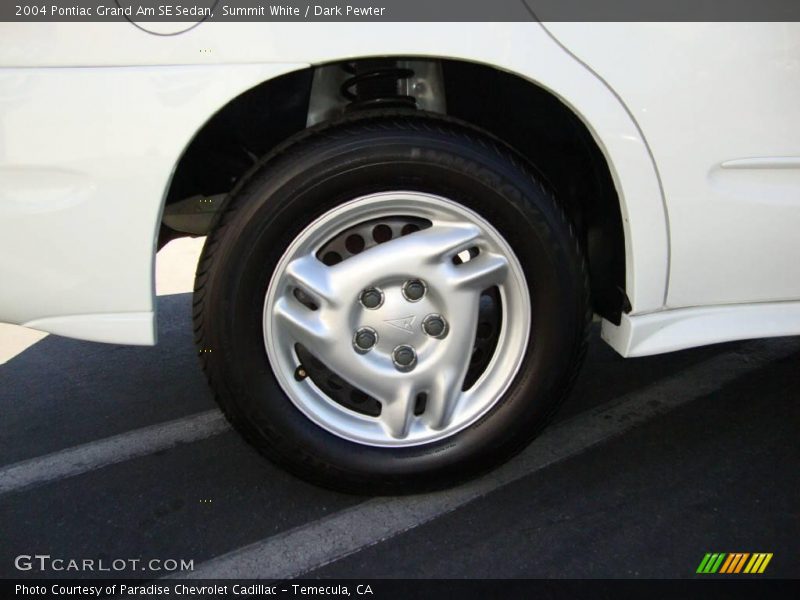 Summit White / Dark Pewter 2004 Pontiac Grand Am SE Sedan