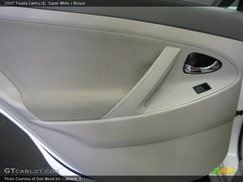 Super White / Bisque 2007 Toyota Camry LE
