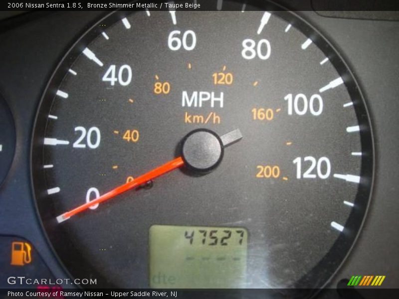 Bronze Shimmer Metallic / Taupe Beige 2006 Nissan Sentra 1.8 S