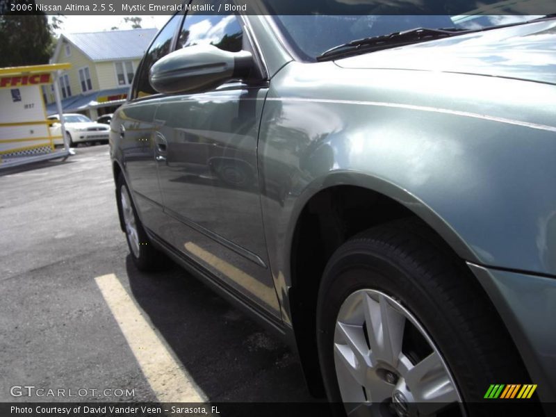 Mystic Emerald Metallic / Blond 2006 Nissan Altima 2.5 S