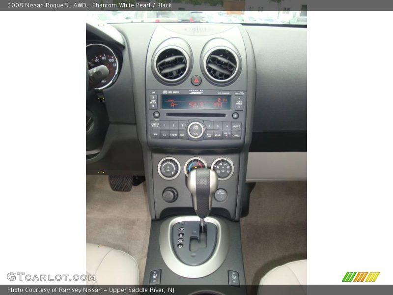 Phantom White Pearl / Black 2008 Nissan Rogue SL AWD