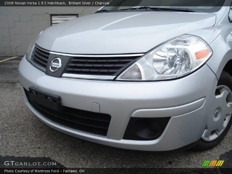 Brilliant Silver / Charcoal 2008 Nissan Versa 1.8 S Hatchback