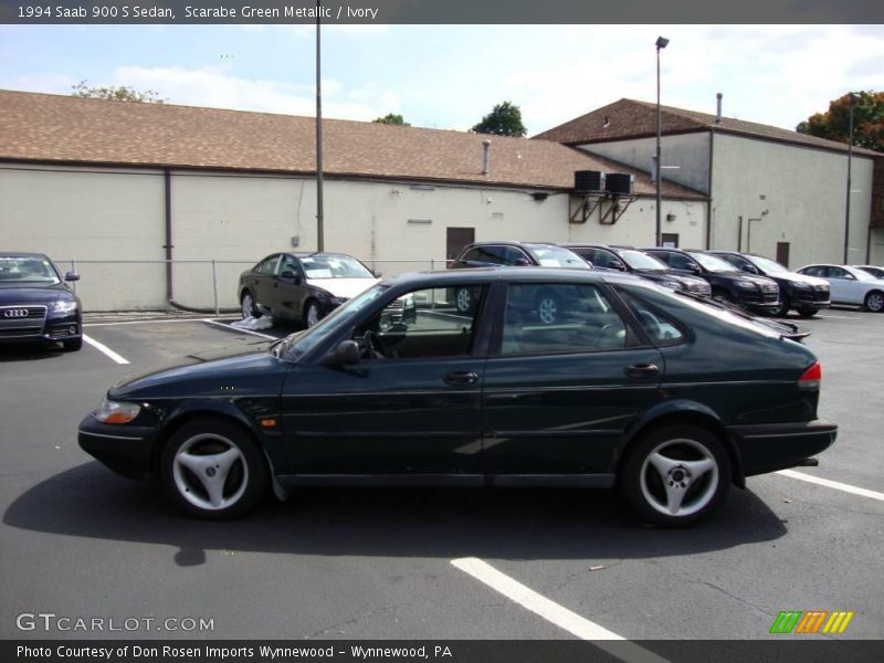 Scarabe Green Metallic / Ivory 1994 Saab 900 S Sedan