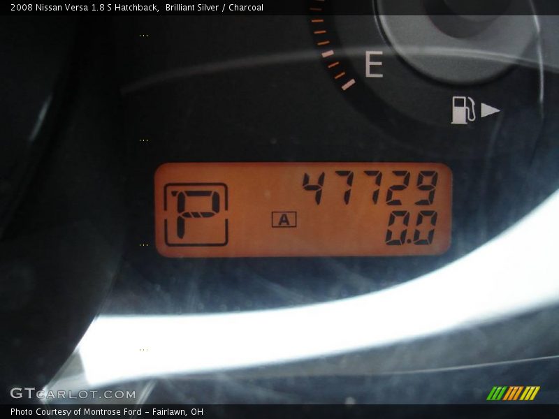 Brilliant Silver / Charcoal 2008 Nissan Versa 1.8 S Hatchback