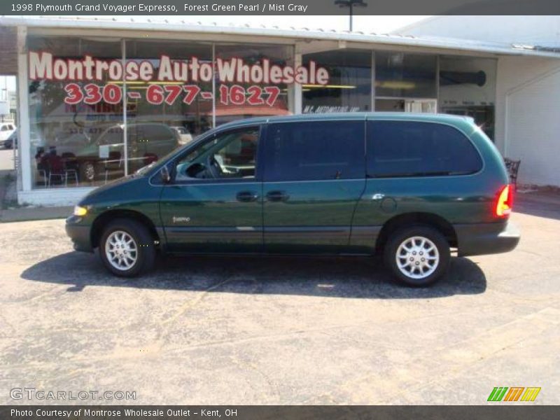 Forest Green Pearl / Mist Gray 1998 Plymouth Grand Voyager Expresso