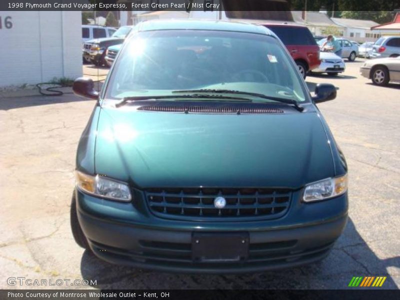 Forest Green Pearl / Mist Gray 1998 Plymouth Grand Voyager Expresso