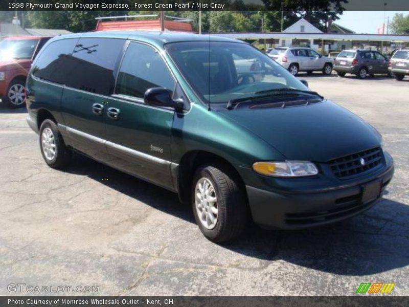 Forest Green Pearl / Mist Gray 1998 Plymouth Grand Voyager Expresso