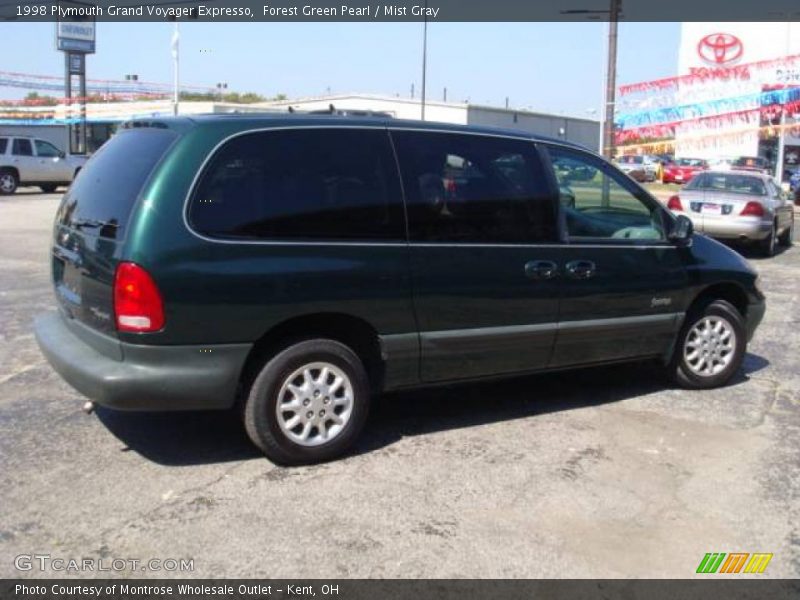 Forest Green Pearl / Mist Gray 1998 Plymouth Grand Voyager Expresso