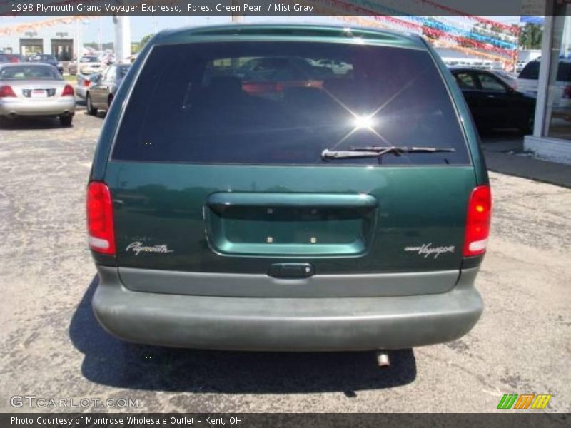Forest Green Pearl / Mist Gray 1998 Plymouth Grand Voyager Expresso