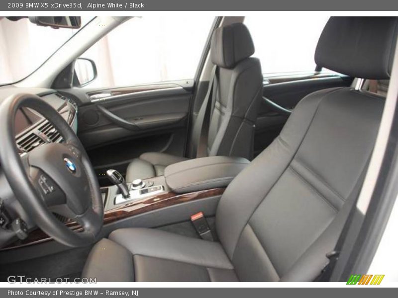 Alpine White / Black 2009 BMW X5 xDrive35d