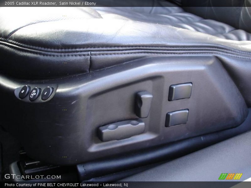 Satin Nickel / Ebony 2005 Cadillac XLR Roadster