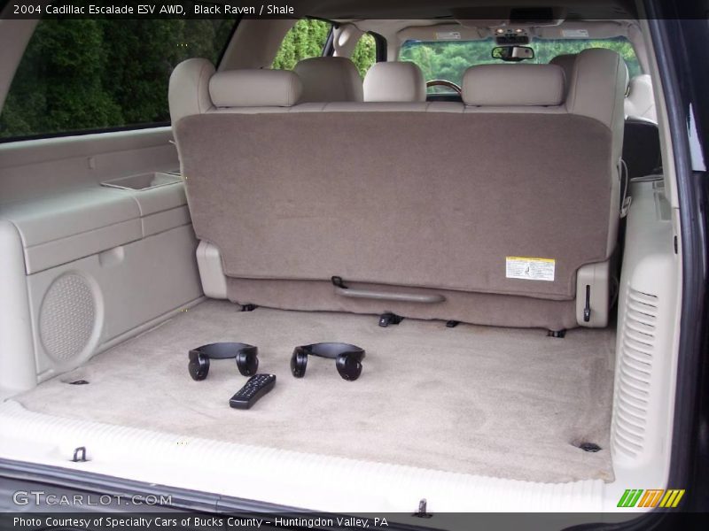 Black Raven / Shale 2004 Cadillac Escalade ESV AWD