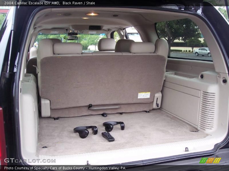 Black Raven / Shale 2004 Cadillac Escalade ESV AWD