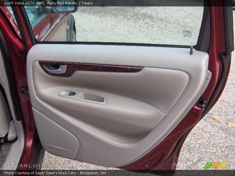 Ruby Red Metallic / Taupe 2005 Volvo XC70 AWD