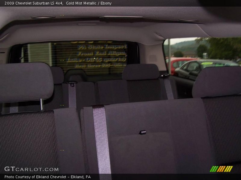 Gold Mist Metallic / Ebony 2009 Chevrolet Suburban LS 4x4