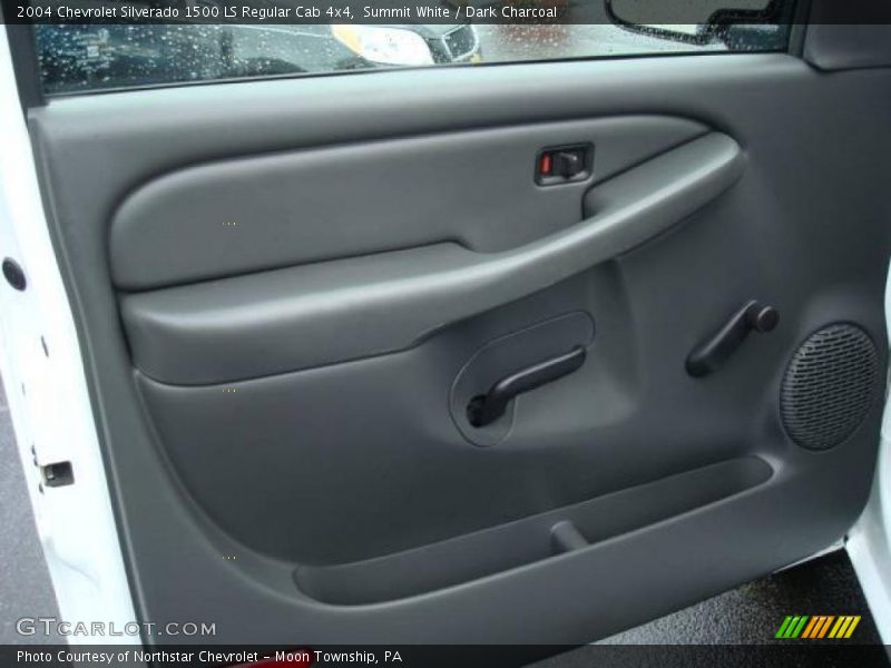 Summit White / Dark Charcoal 2004 Chevrolet Silverado 1500 LS Regular Cab 4x4