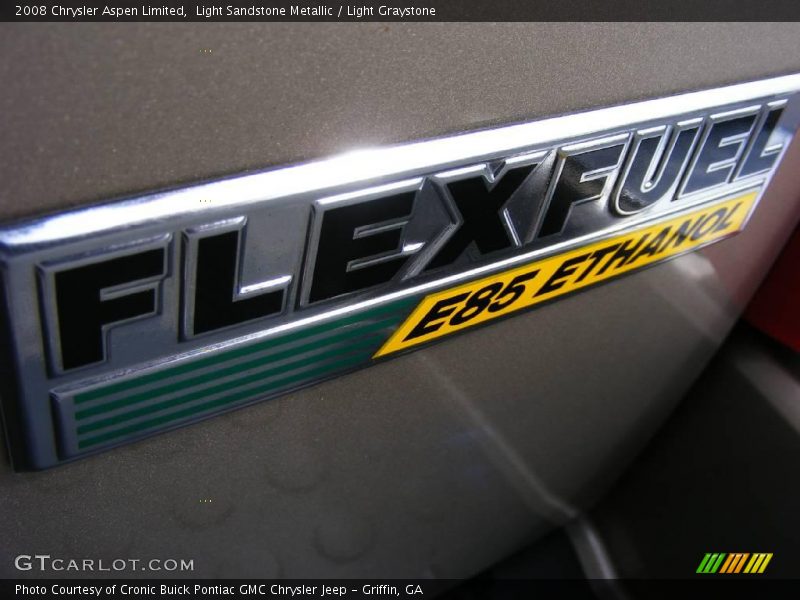 Light Sandstone Metallic / Light Graystone 2008 Chrysler Aspen Limited