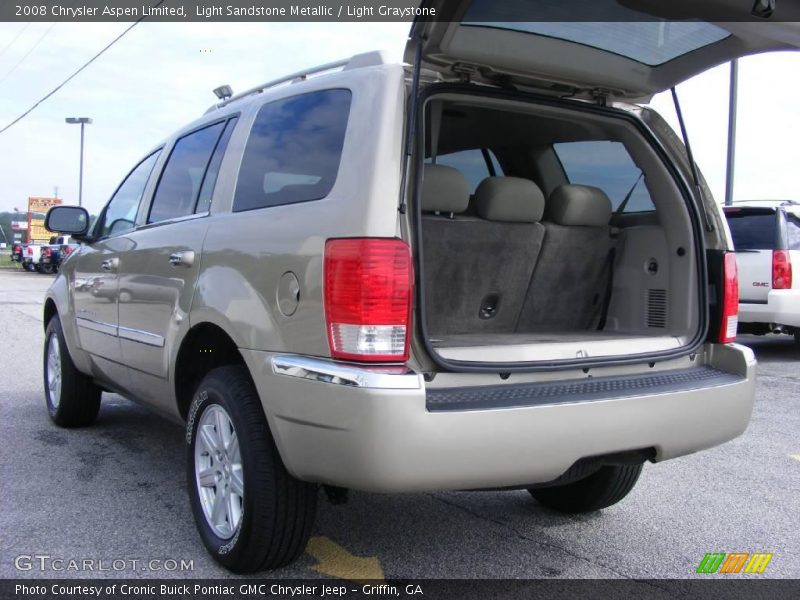 Light Sandstone Metallic / Light Graystone 2008 Chrysler Aspen Limited