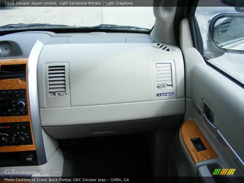 Light Sandstone Metallic / Light Graystone 2008 Chrysler Aspen Limited