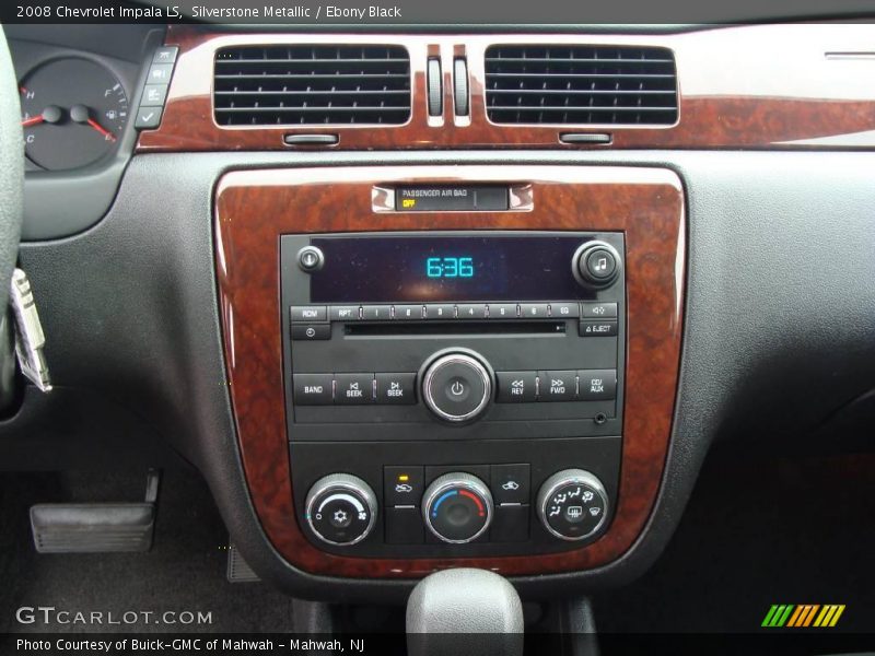 Silverstone Metallic / Ebony Black 2008 Chevrolet Impala LS