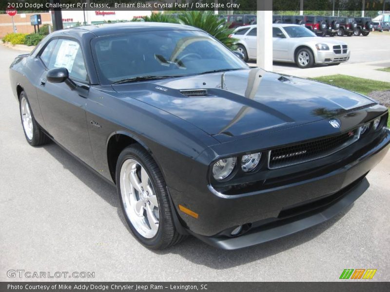Brilliant Black Crystal Pearl / Dark Slate Gray 2010 Dodge Challenger R/T Classic
