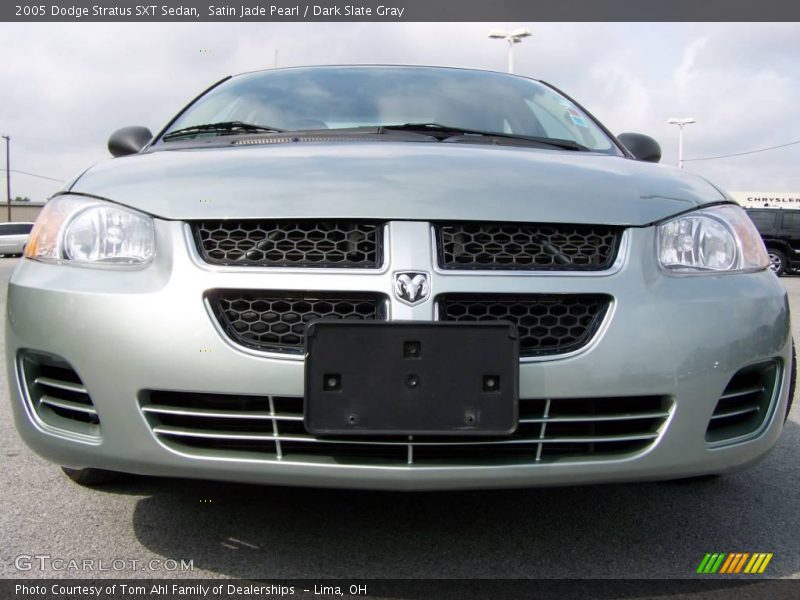 Satin Jade Pearl / Dark Slate Gray 2005 Dodge Stratus SXT Sedan