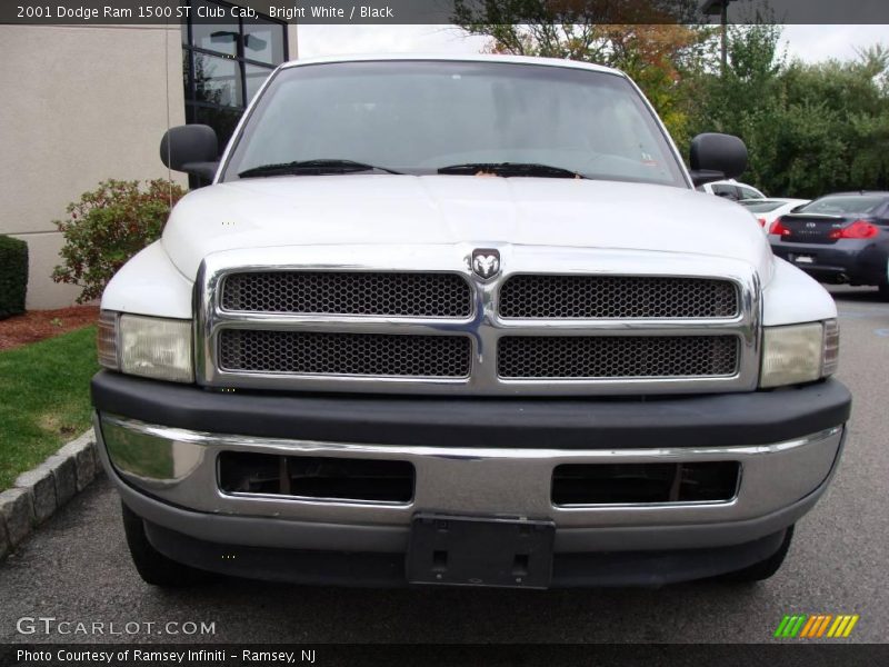 Bright White / Black 2001 Dodge Ram 1500 ST Club Cab