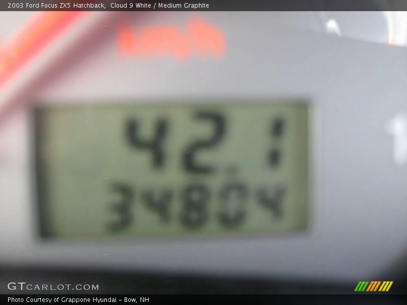 Cloud 9 White / Medium Graphite 2003 Ford Focus ZX5 Hatchback