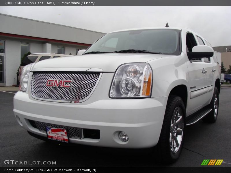 Summit White / Ebony 2008 GMC Yukon Denali AWD