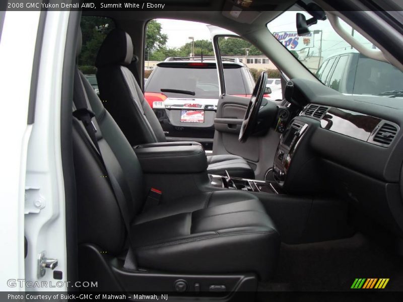 Summit White / Ebony 2008 GMC Yukon Denali AWD