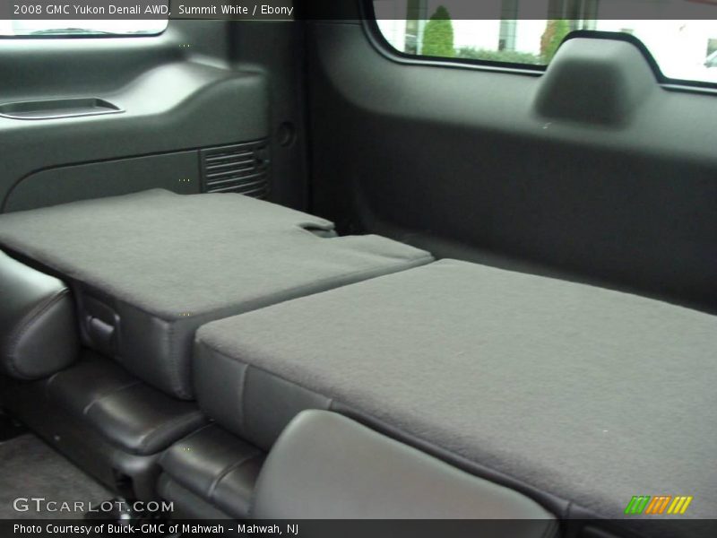 Summit White / Ebony 2008 GMC Yukon Denali AWD