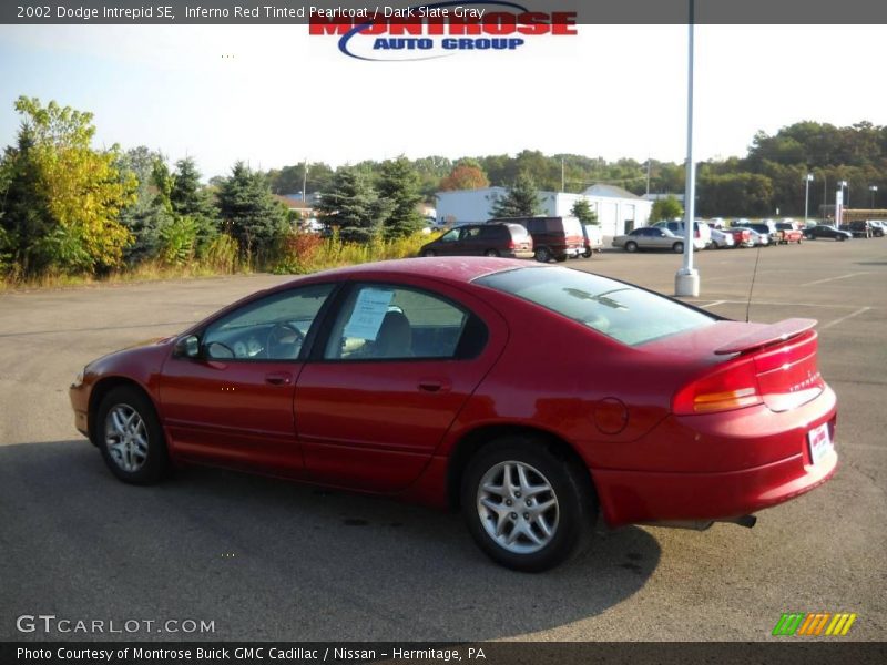 Inferno Red Tinted Pearlcoat / Dark Slate Gray 2002 Dodge Intrepid SE