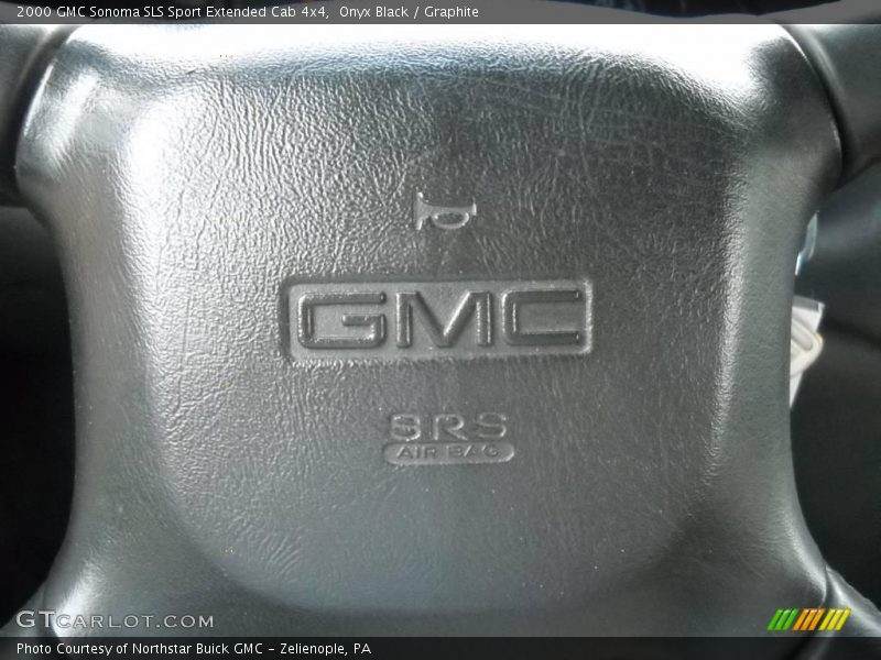 Onyx Black / Graphite 2000 GMC Sonoma SLS Sport Extended Cab 4x4