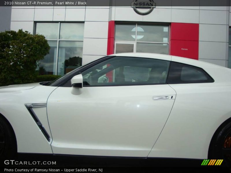 Pearl White / Black 2010 Nissan GT-R Premium