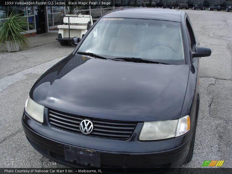 Black Magic Pearl / Beige 1999 Volkswagen Passat GLS Sedan