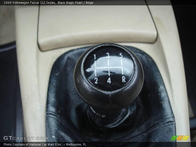 Black Magic Pearl / Beige 1999 Volkswagen Passat GLS Sedan