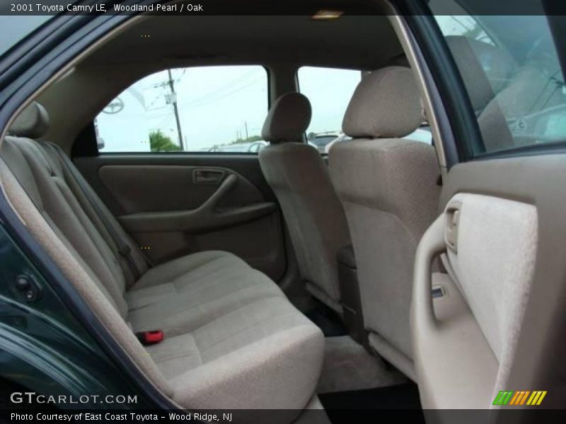 Woodland Pearl / Oak 2001 Toyota Camry LE