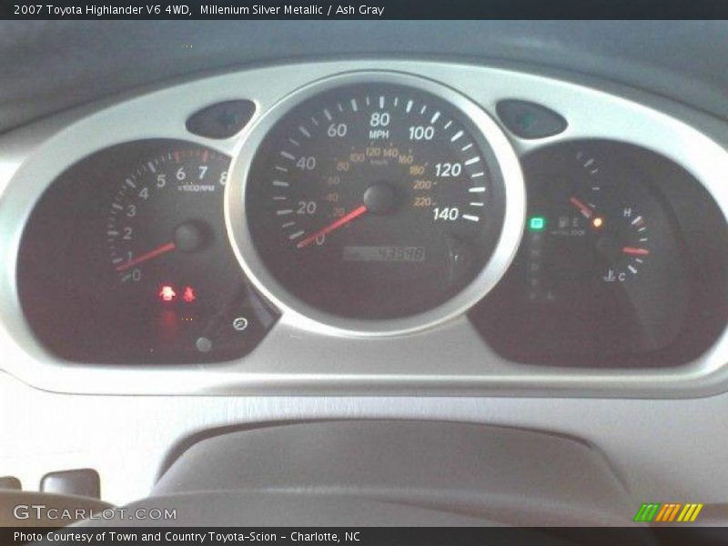 Millenium Silver Metallic / Ash Gray 2007 Toyota Highlander V6 4WD