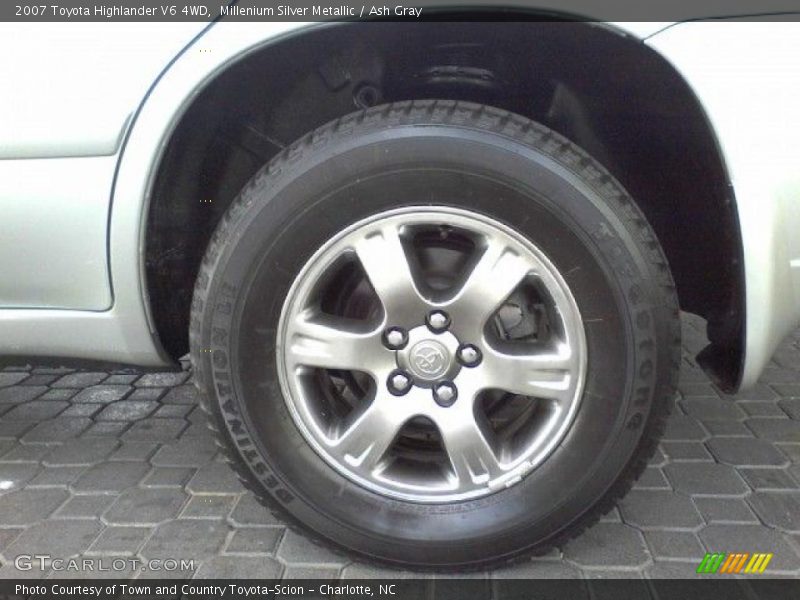 Millenium Silver Metallic / Ash Gray 2007 Toyota Highlander V6 4WD