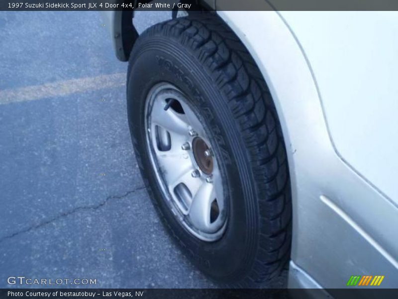 Polar White / Gray 1997 Suzuki Sidekick Sport JLX 4 Door 4x4