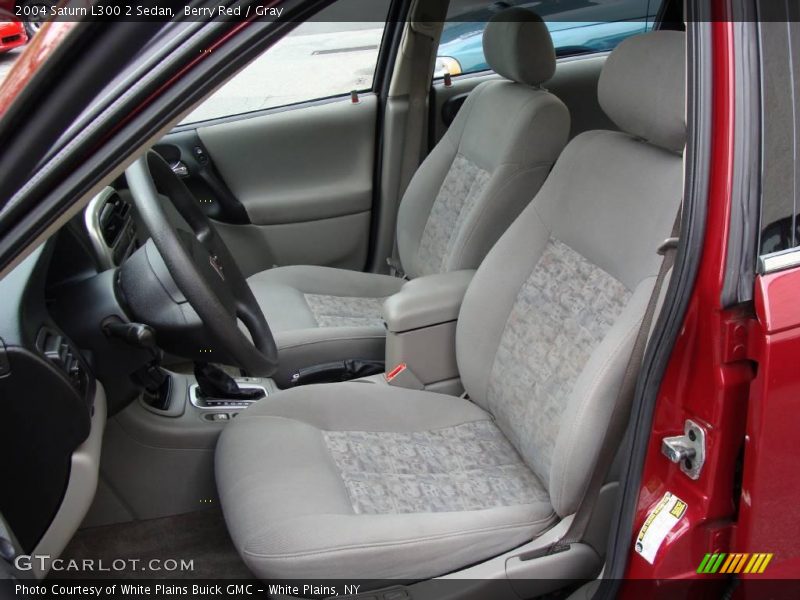 Berry Red / Gray 2004 Saturn L300 2 Sedan