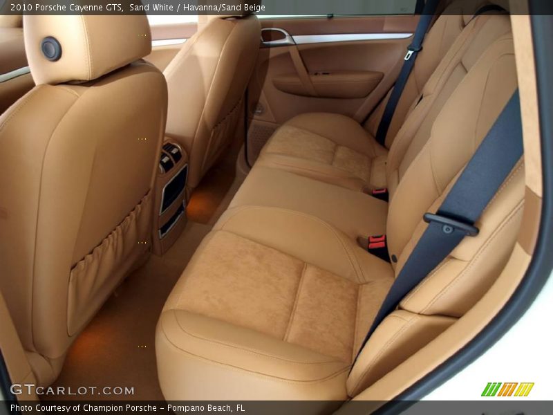 Sand White / Havanna/Sand Beige 2010 Porsche Cayenne GTS