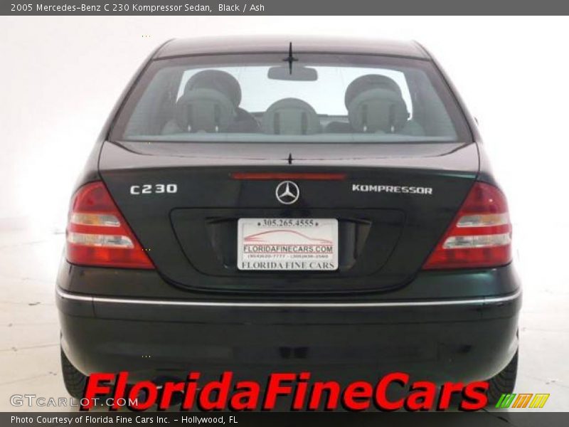 Black / Ash 2005 Mercedes-Benz C 230 Kompressor Sedan