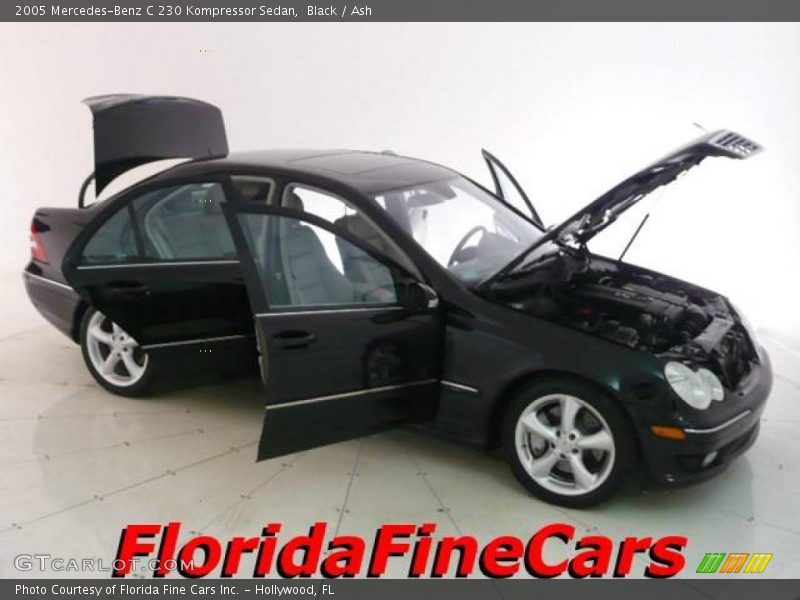 Black / Ash 2005 Mercedes-Benz C 230 Kompressor Sedan