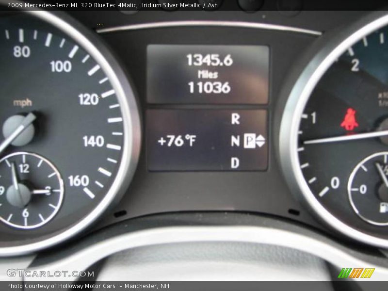 Iridium Silver Metallic / Ash 2009 Mercedes-Benz ML 320 BlueTec 4Matic