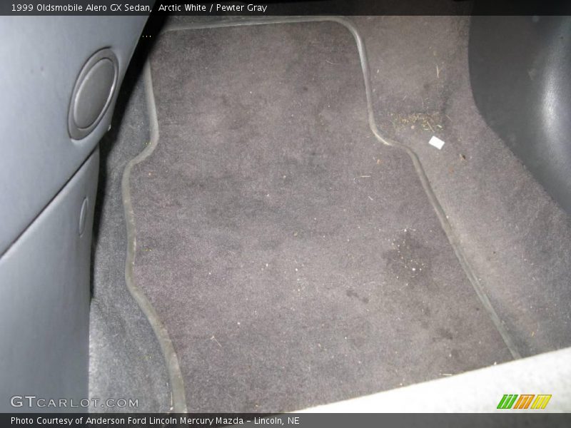 Arctic White / Pewter Gray 1999 Oldsmobile Alero GX Sedan